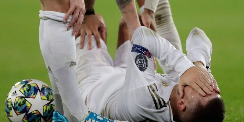 Hazard liên tục gặp chấn thương trong quãng thời gian đá cho Los Blancos