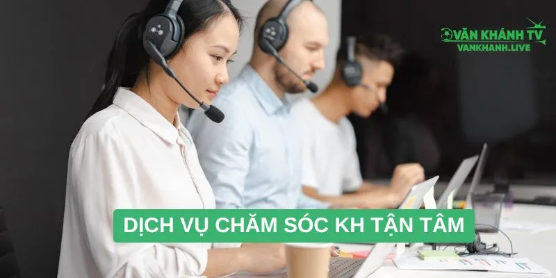 Đội ngũ kỹ thuật và chăm sóc khách hàng tại Văn Khánh Tivi luôn hỗ trợ bạn hết mình