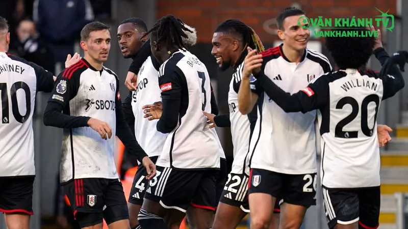 Fulham thi đấu ổn định và đang có cơ hội giành điểm tại Villa Park trong trận đấu này.