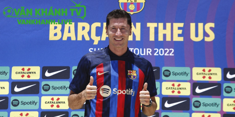Thách thức cho Barcelona từ phía Robert Lewandowski